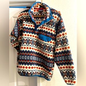Small men’s Patagonia fleece in good condition for sale!